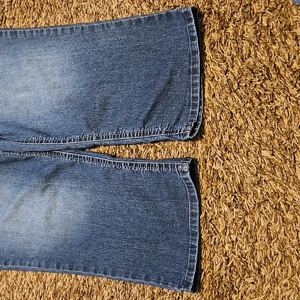 Lee Riders Capris - Picture 4 of 7